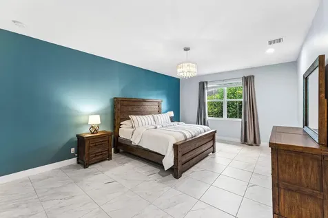 4821 Pointe Midtown Road Palm Beach Gardens FL 33418