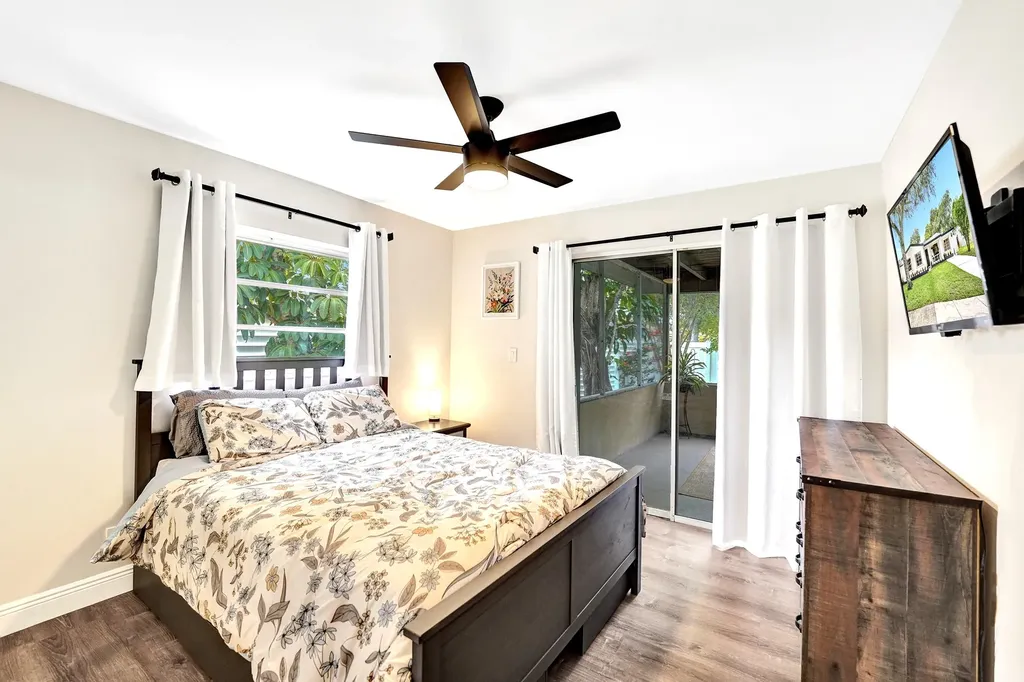1341 N 30th Road Hollywood FL 33021