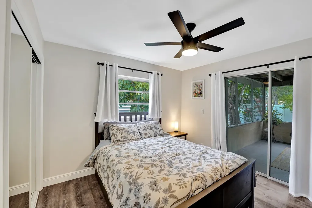 1341 N 30th Road Hollywood FL 33021
