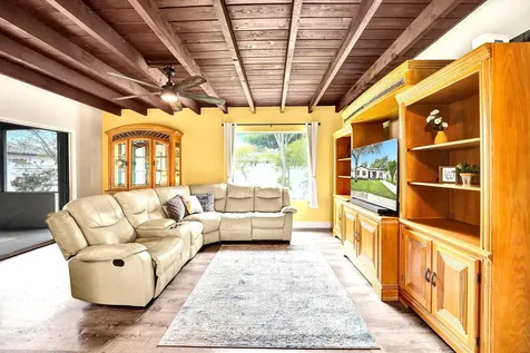 1341 N 30th Road Hollywood FL 33021