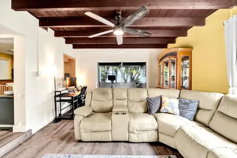 1341 N 30th Road Hollywood FL 33021