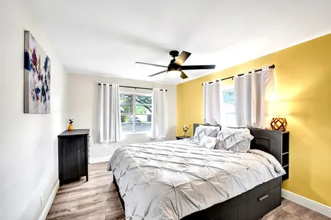 1341 N 30th Road Hollywood FL 33021