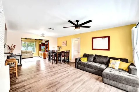 1341 N 30th Road Hollywood FL 33021