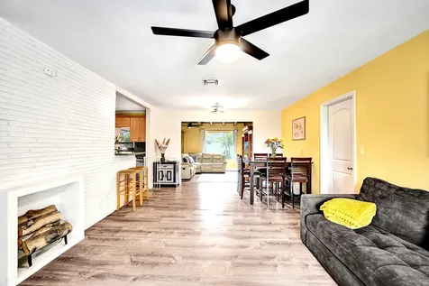 1341 N 30th Road Hollywood FL 33021