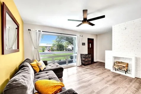 1341 N 30th Road Hollywood FL 33021