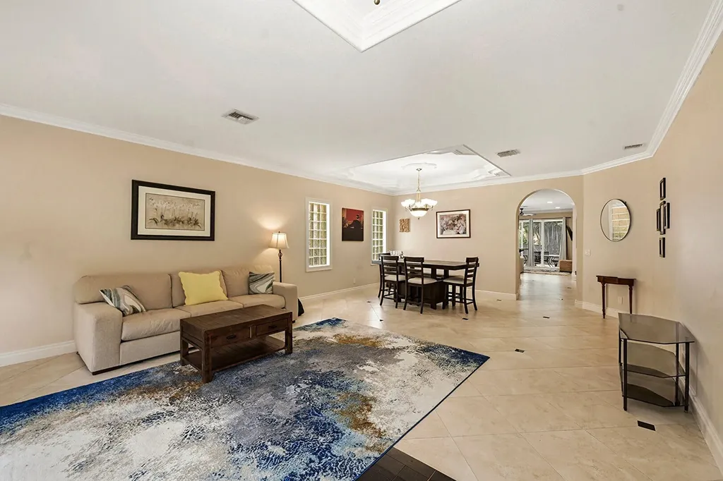 310 Venice Boulevard Royal Palm Beach FL 33411