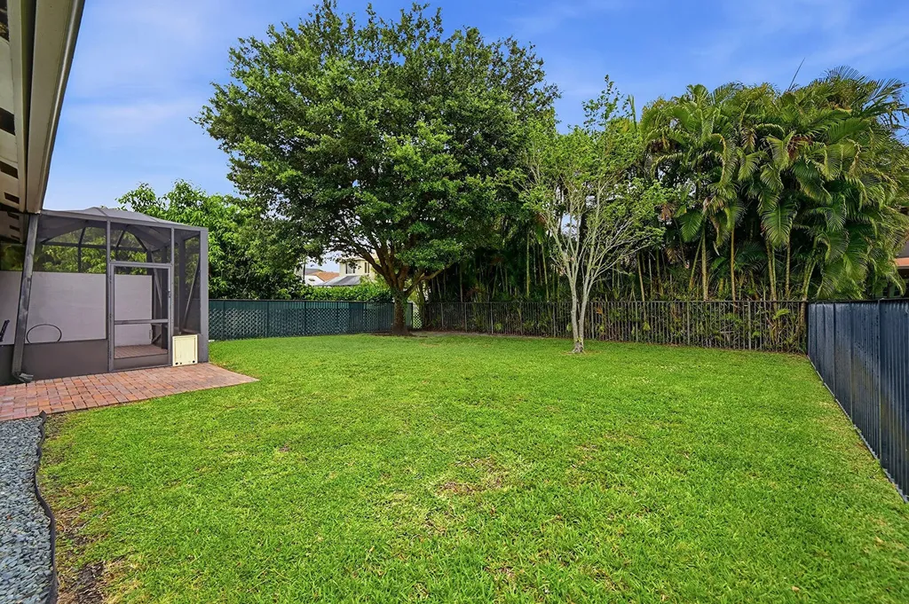 310 Venice Boulevard Royal Palm Beach FL 33411