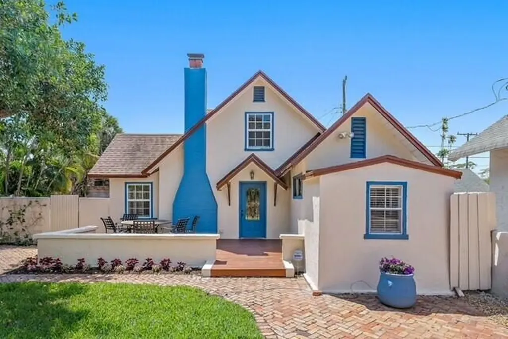 424 51st Street West Palm Beach FL 33407