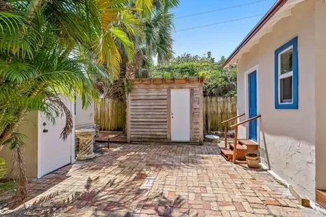 424 51st Street West Palm Beach FL 33407