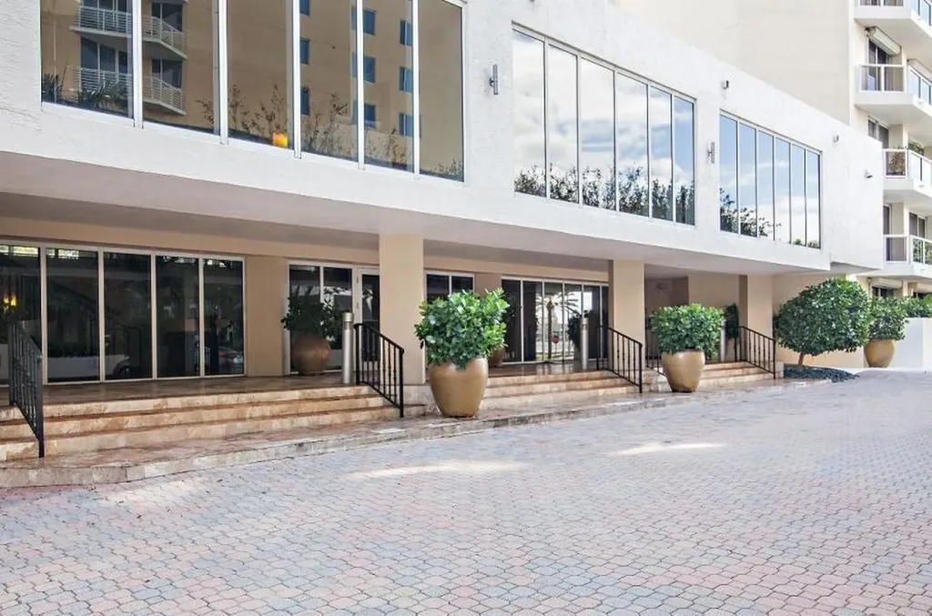 1617 N Flagler Drive West Palm Beach FL 33407
