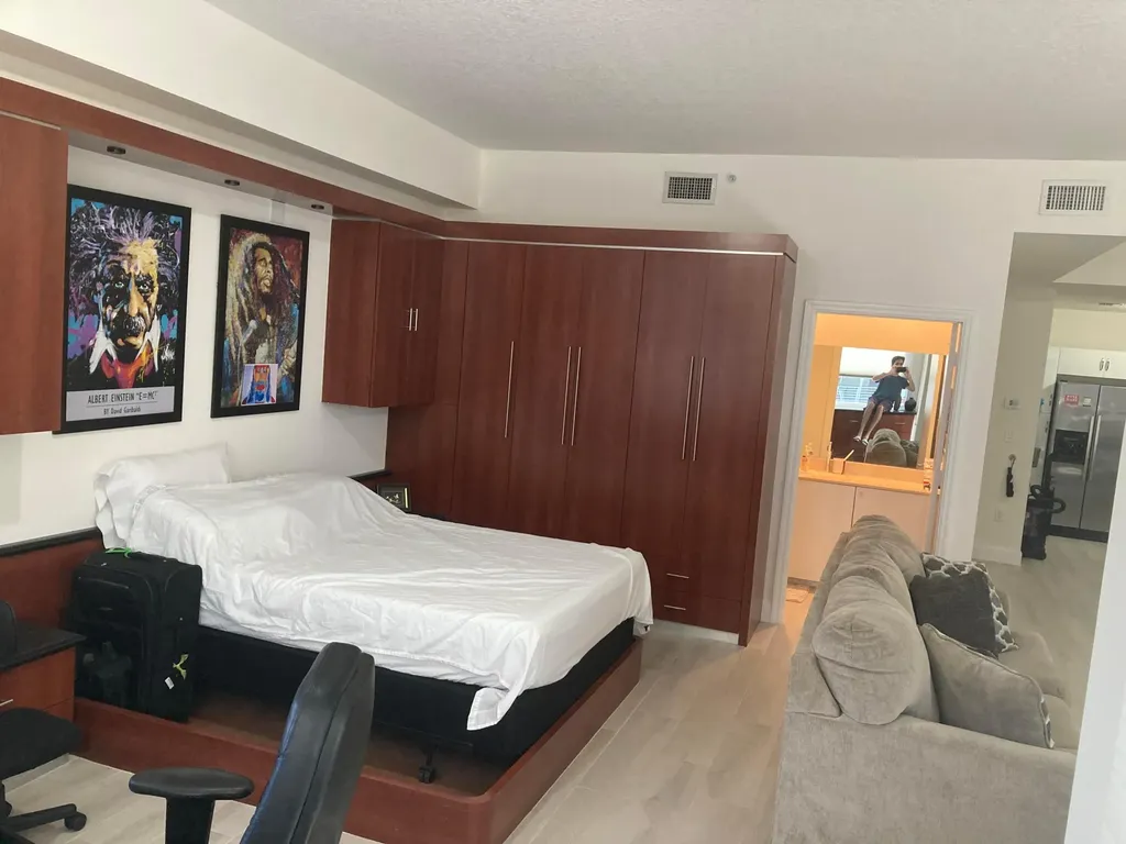 1617 N Flagler Drive West Palm Beach FL 33407