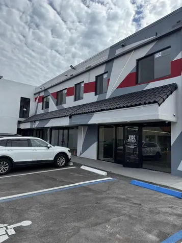 9 N Dixie Highway Hallandale Beach FL 33009