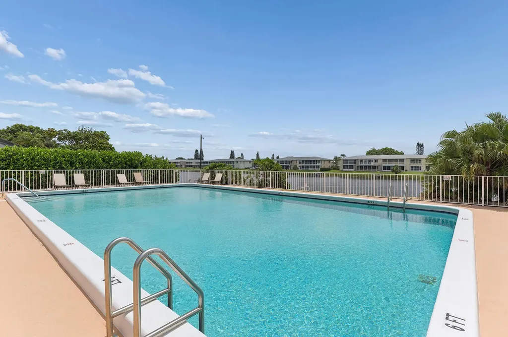 2100 NW 16th Street Delray Beach FL 33445
