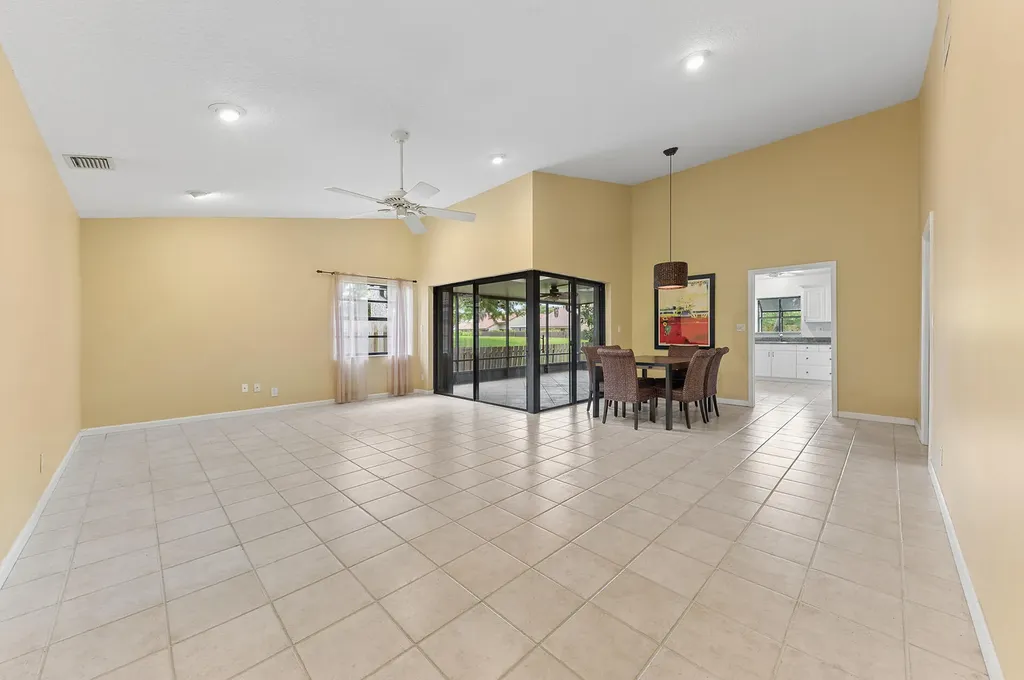 2100 NW 16th Street Delray Beach FL 33445