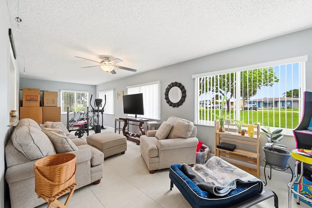 4629 NW 45th Court Tamarac FL 33319