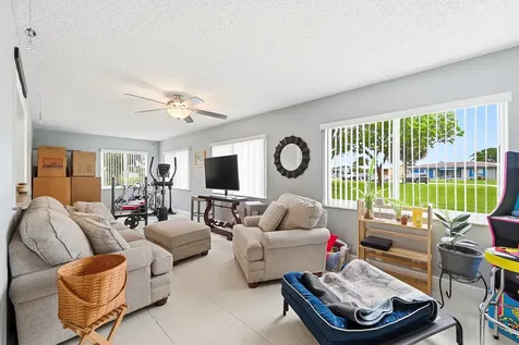 4629 NW 45th Court Tamarac FL 33319