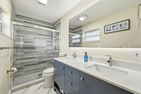 4629 NW 45th Court Tamarac FL 33319