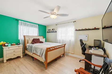 4629 NW 45th Court Tamarac FL 33319