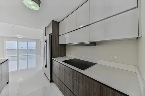 600 NE 27th Street Miami FL 33137
