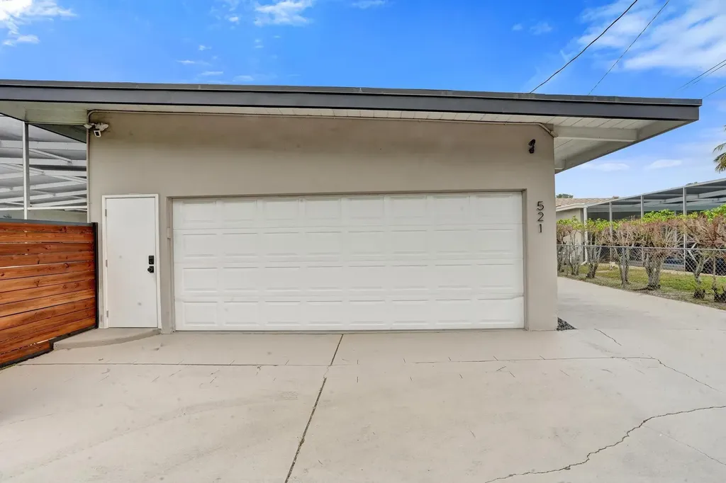 521 N Highland Drive Hollywood FL 33021