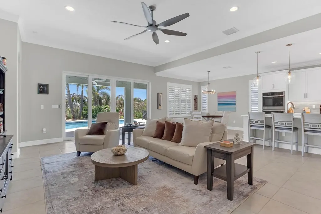 7203 33rd Square Vero Beach FL 32967