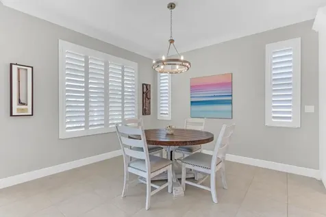 7203 33rd Square Vero Beach FL 32967