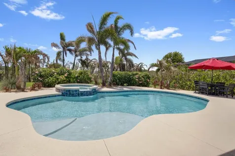 7203 33rd Square Vero Beach FL 32967