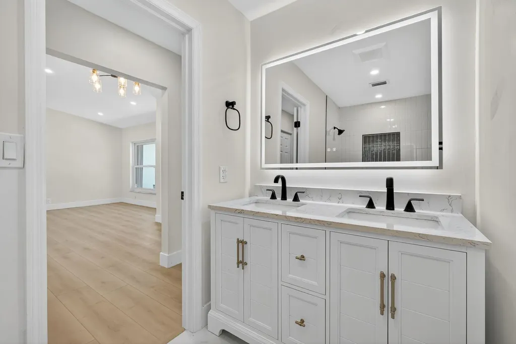280 Sulky Way Wellington FL 33414