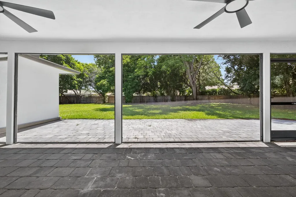 280 Sulky Way Wellington FL 33414