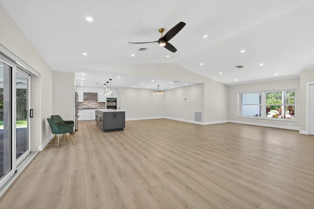 280 Sulky Way Wellington FL 33414