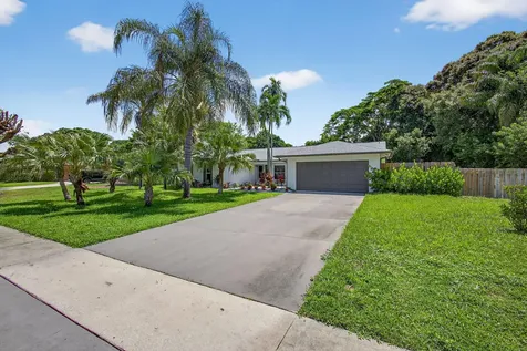280 Sulky Way Wellington FL 33414