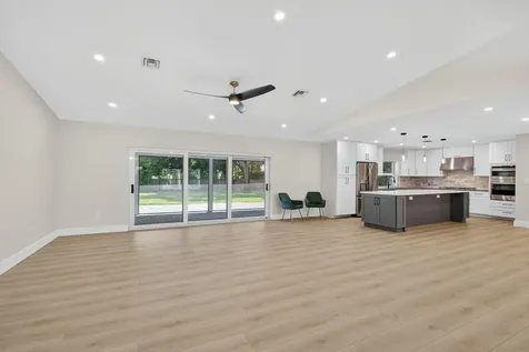 280 Sulky Way Wellington FL 33414