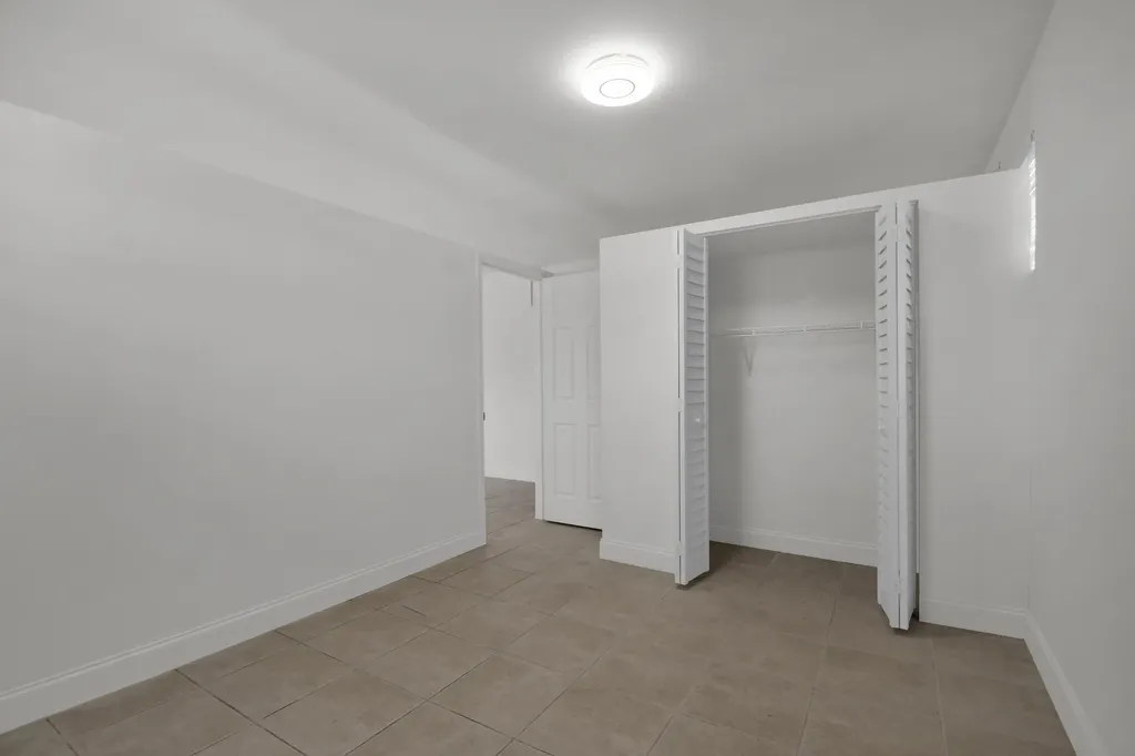 1116 S 17th Avenue Hollywood FL 33020