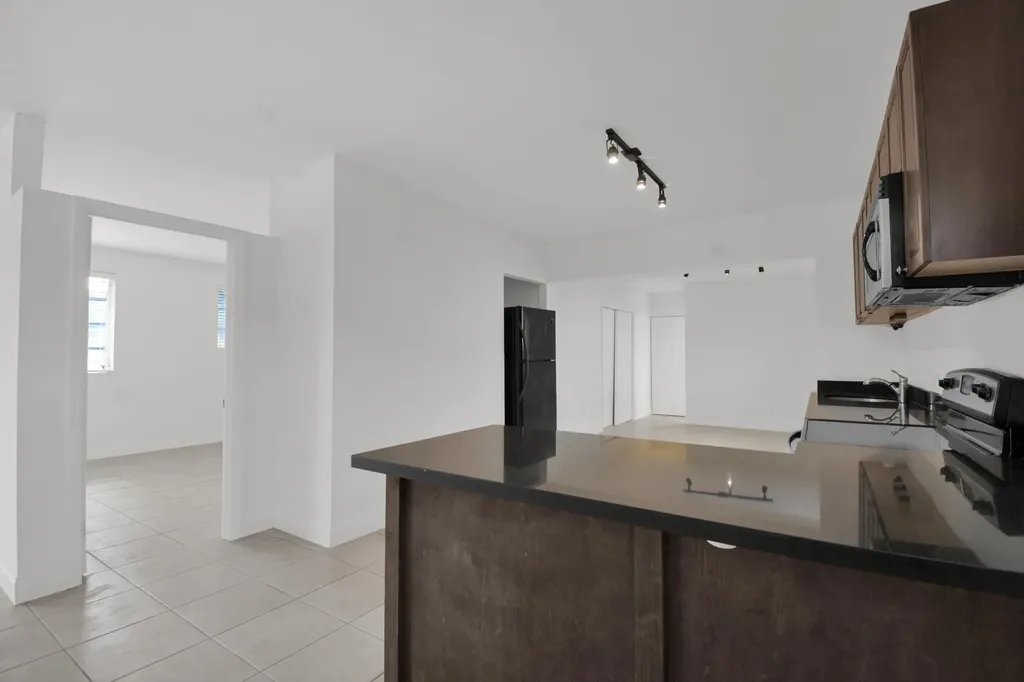 1116 S 17th Avenue Hollywood FL 33020