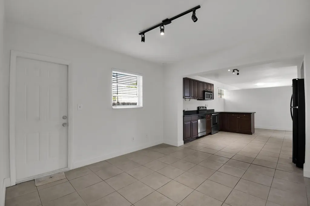 1116 S 17th Avenue Hollywood FL 33020