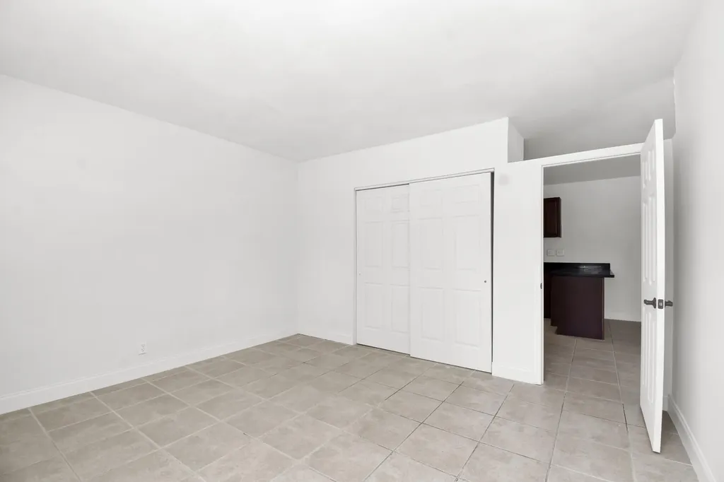 1116 S 17th Avenue Hollywood FL 33020