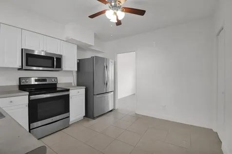 1116 S 17th Avenue Hollywood FL 33020
