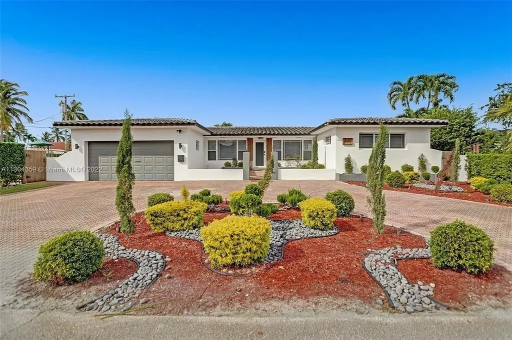 North Miami Beach FL, 3101 NE 164th Street