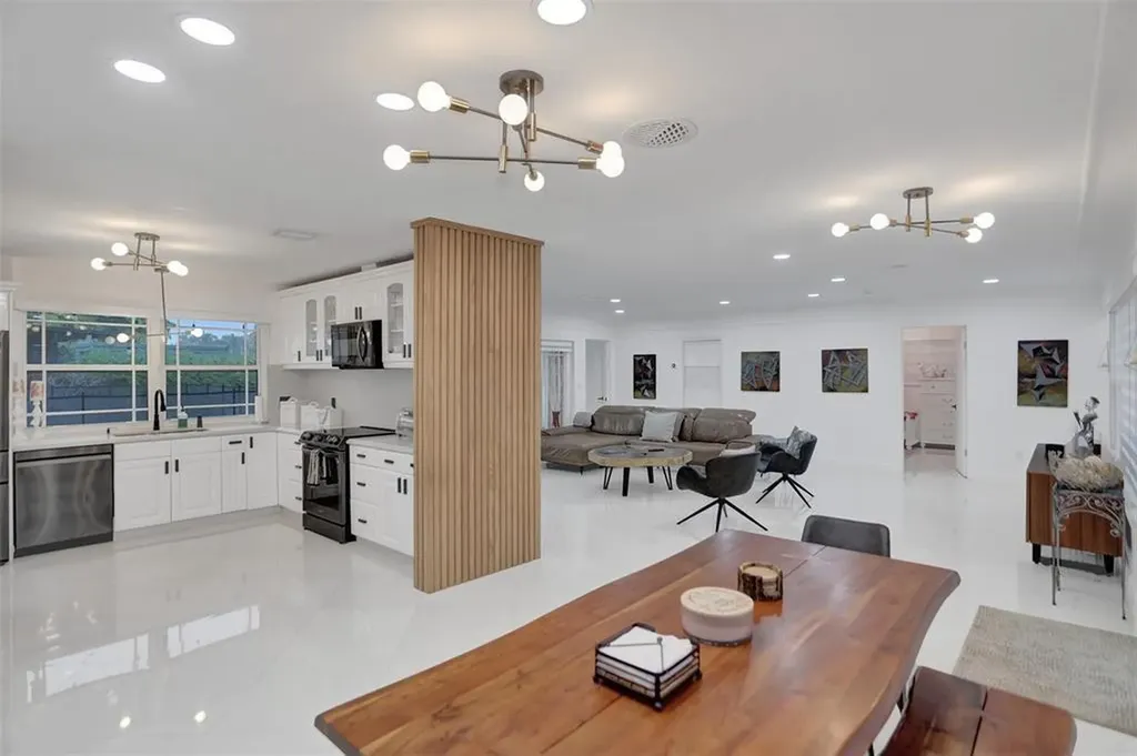3101 NE 164th Street North Miami Beach FL 33160
