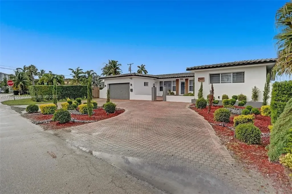 3101 NE 164th Street North Miami Beach FL 33160