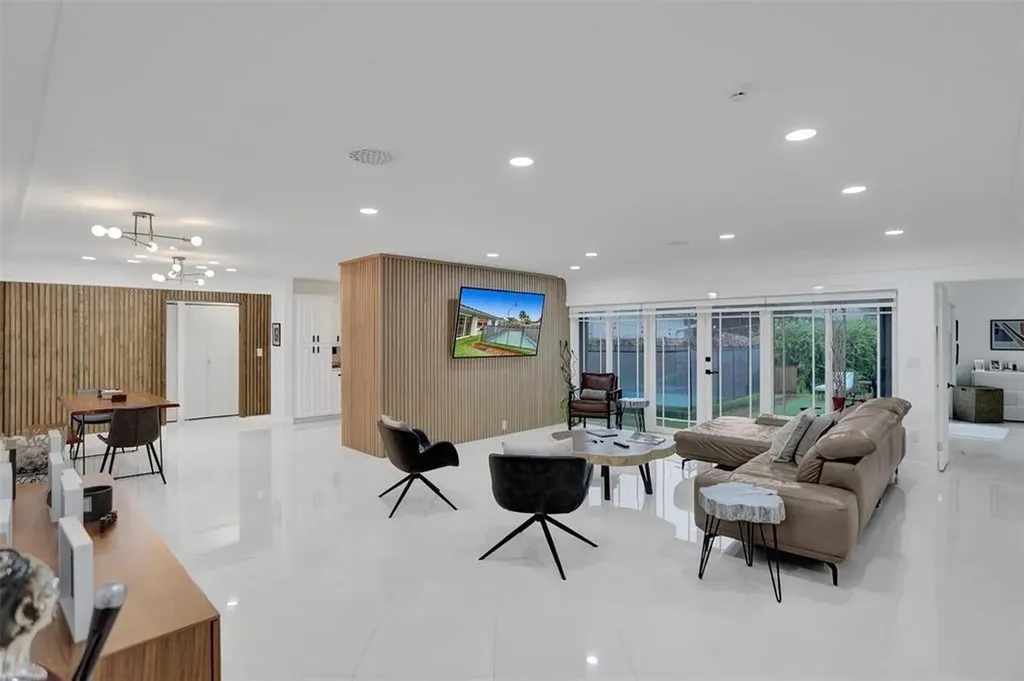 3101 NE 164th Street North Miami Beach FL 33160