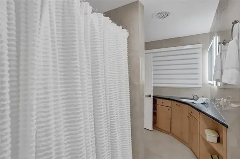 3101 NE 164th Street North Miami Beach FL 33160