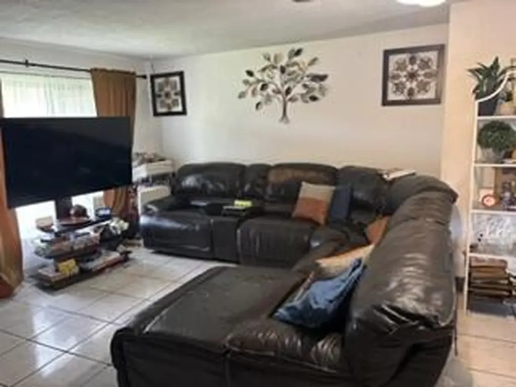 1370 NW 54th Terrace Lauderhill FL 33313