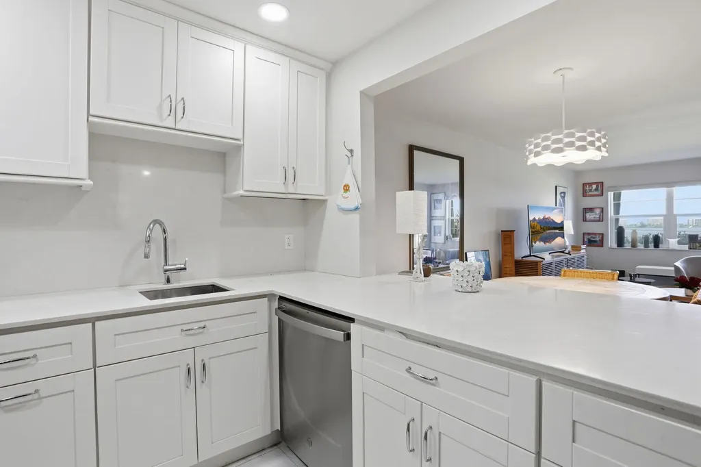 1516 S Lakeside Drive Lake Worth Beach FL 33460