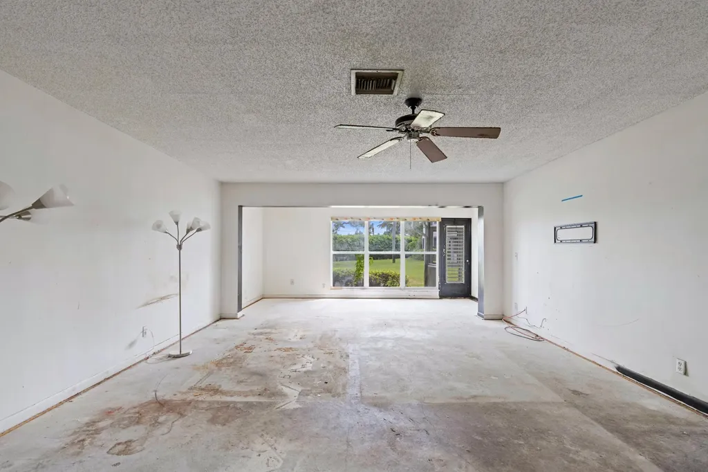 2805 SW 13th Street Delray Beach FL 33445
