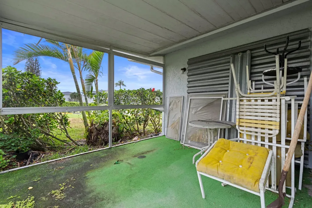 2805 SW 13th Street Delray Beach FL 33445