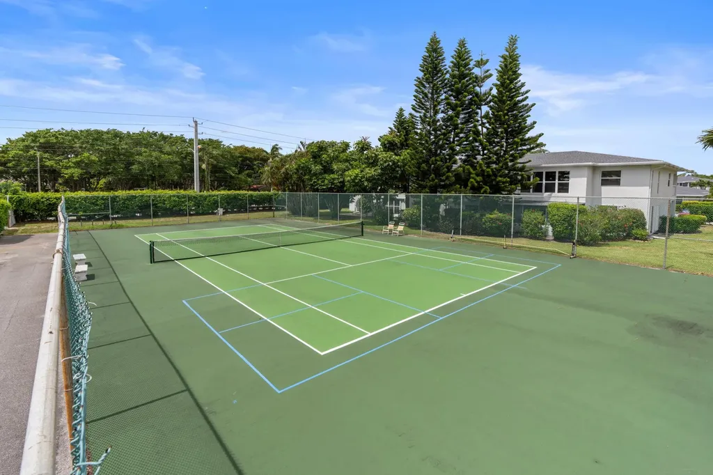 2805 SW 13th Street Delray Beach FL 33445