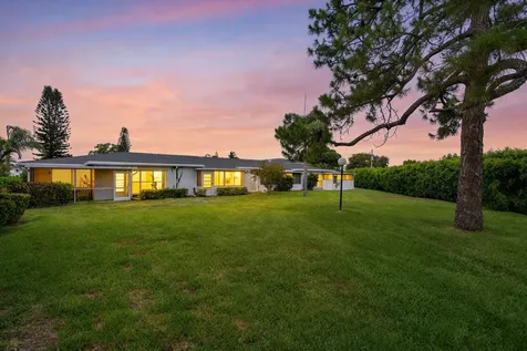 2805 SW 13th Street Delray Beach FL 33445