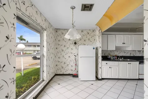 2805 SW 13th Street Delray Beach FL 33445