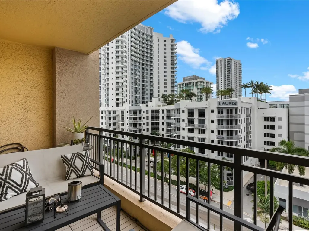 100 N Federal Highway Fort Lauderdale FL 33301